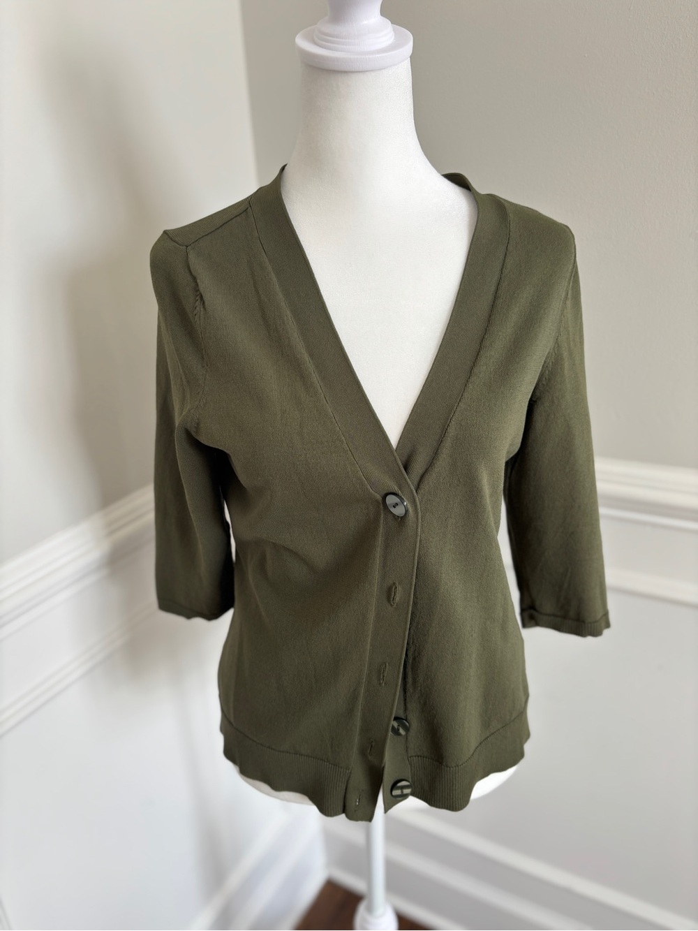 Pierri New York Olive Green Button-Front Cardigan